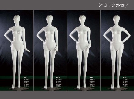 Female plastic mannequin group