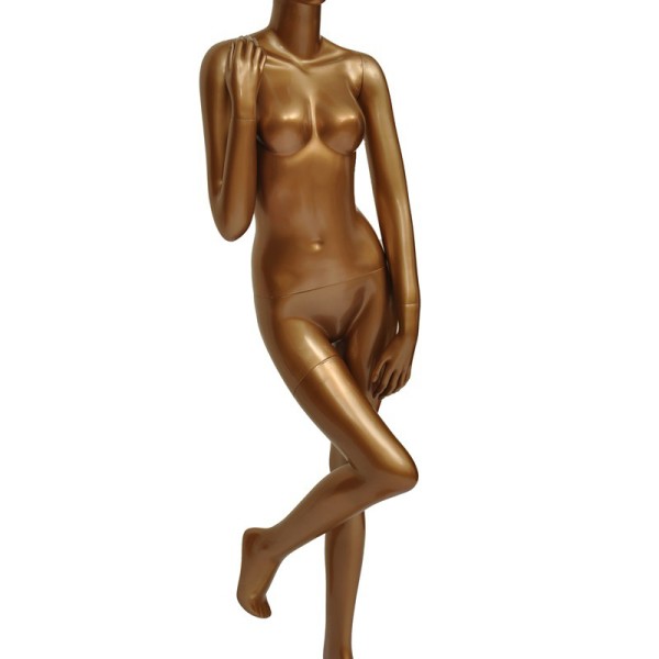 Fashionable female mannequins 2